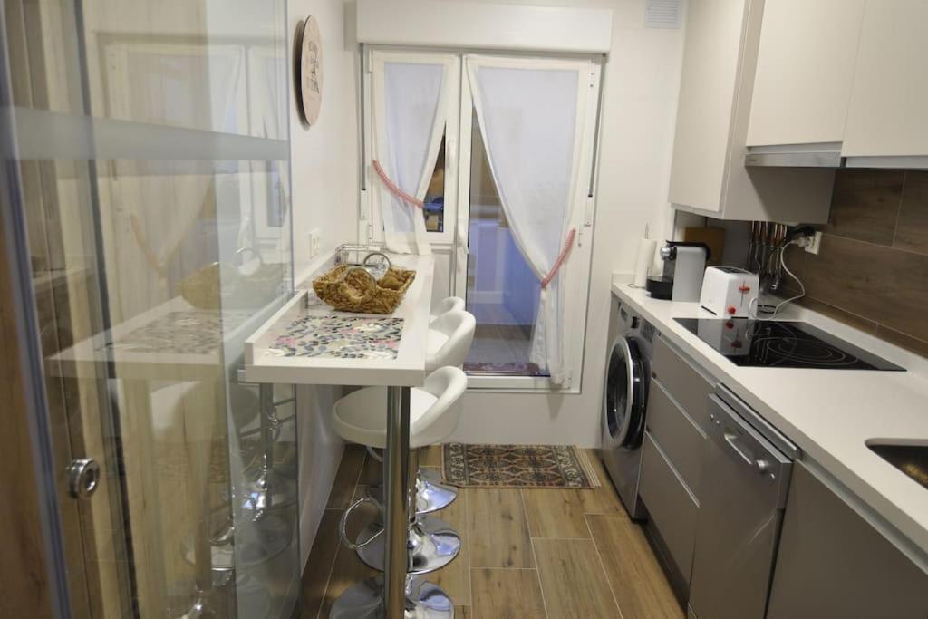 Piso De Lujo En 1 Linea De Playa Y Centro De Gijon